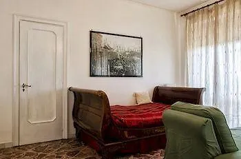 Bed & Breakfast Larala' *